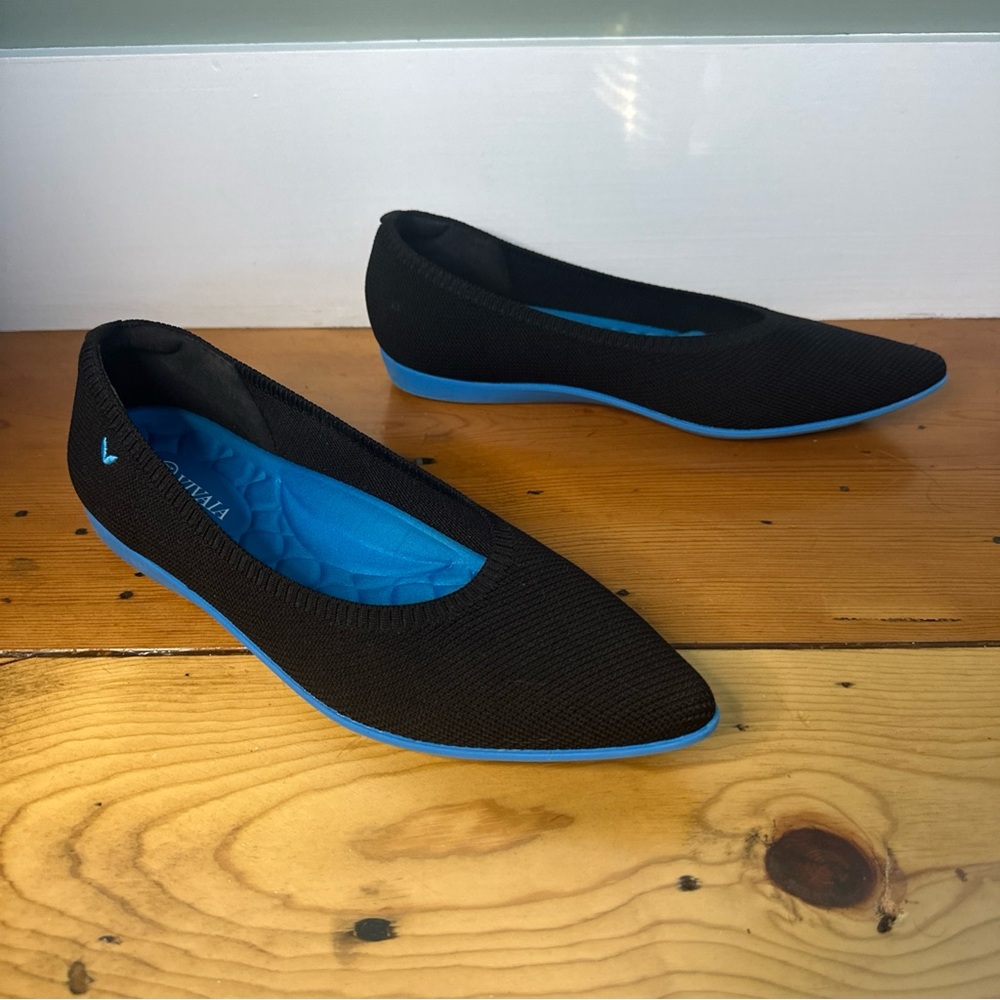 VIVAIA Womens 41.5 | 10 Lightweight Pointed Ballet Flats Aria Walker Black Lapis
